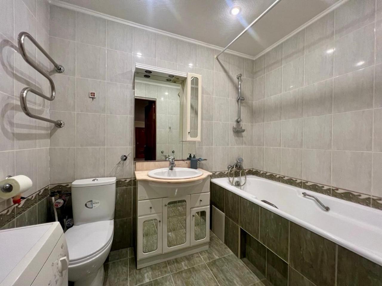 Apartment In The Center Of Киев Экстерьер фото
