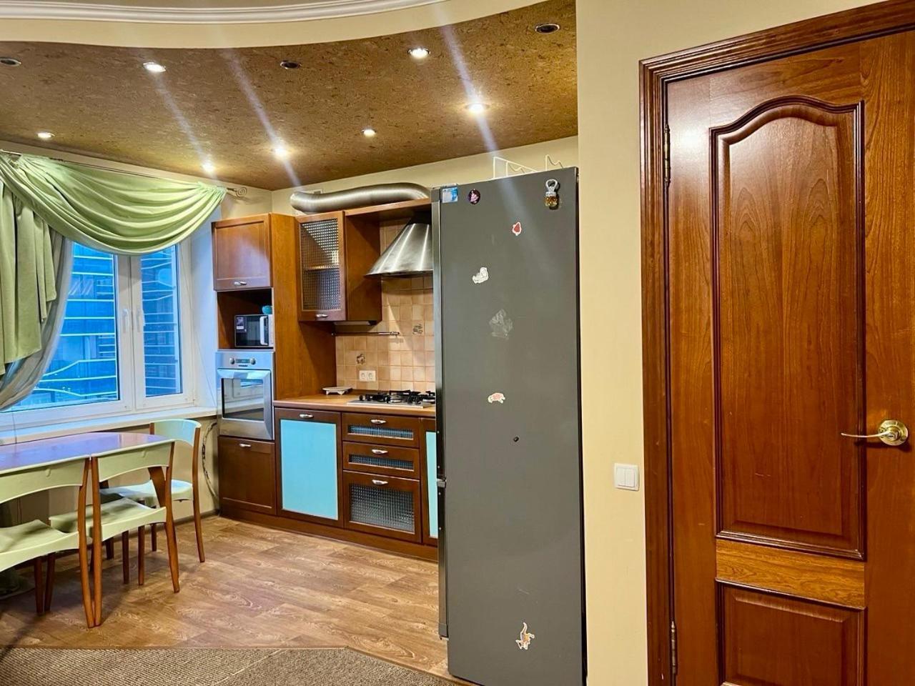 Apartment In The Center Of Киев Экстерьер фото